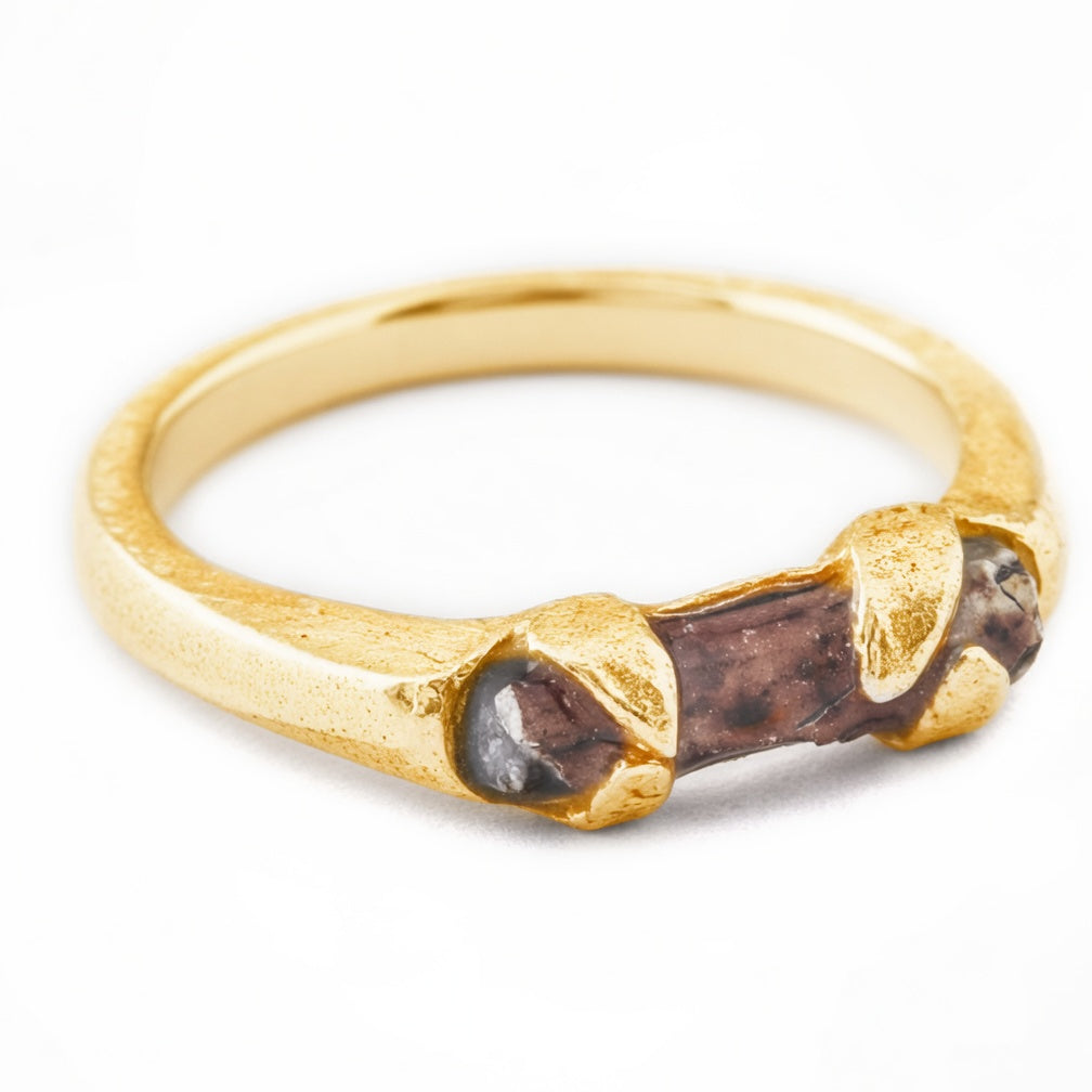 Behold Ring
