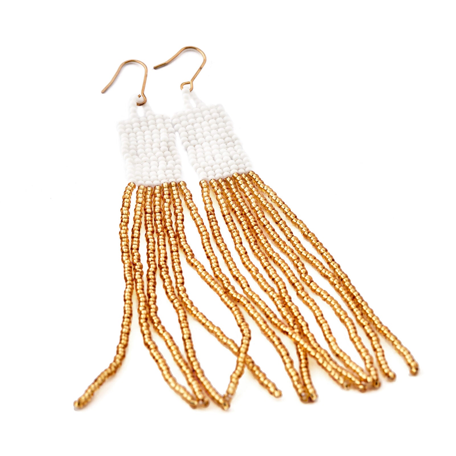 Lady in Waiting – White + Gold